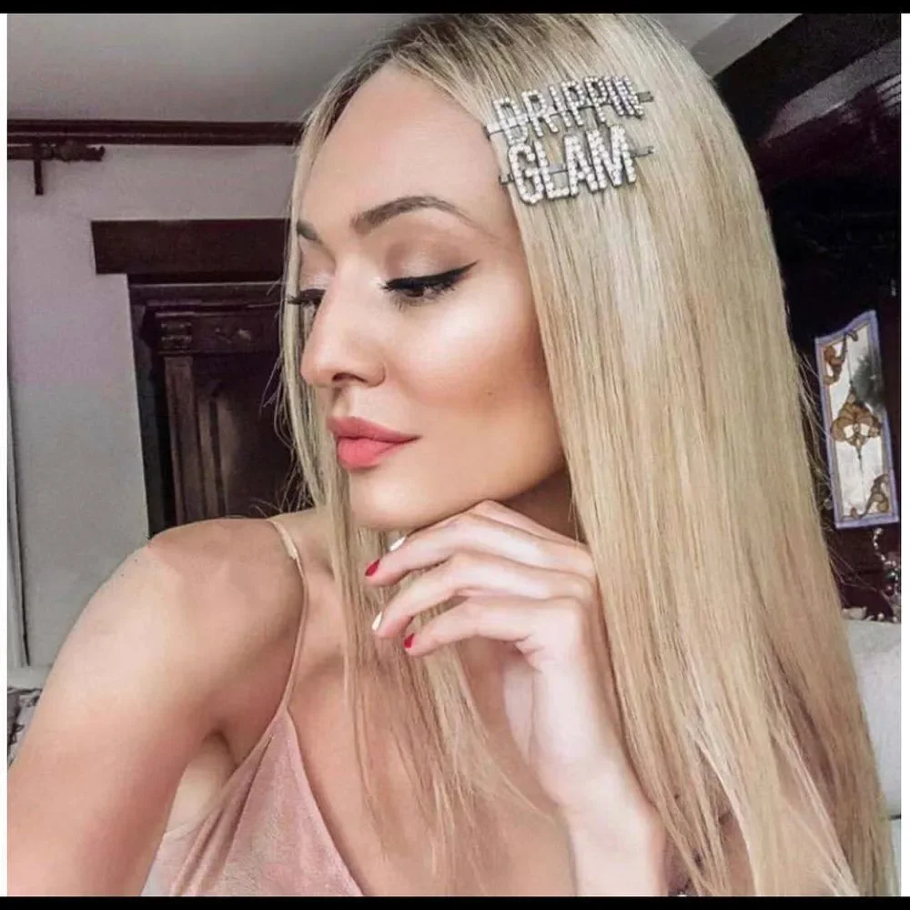 • DRIPPIN • Crystal Hair Clip 💎